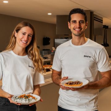 Nora Vallcorba y Albert Solé, cofundadores de Nora Real Food © Nora Real Food Nora Vallcorba y Albert Solé, cofundadores de Nora Real Food © Nora Real Food