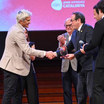 La AIJEC premia a Adrià Argemí como mejor joven empresario © Cedida
