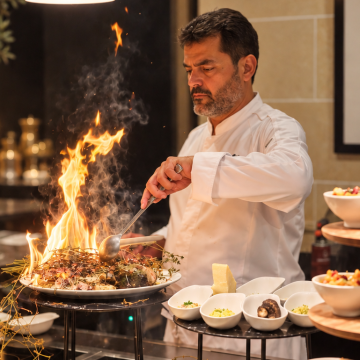 En la experiencia renovada de brunch del Majestic, el 'show-cooking' gana protagonismo. En la experiencia renovada de brunch del Majestic, el 'show-cooking' gana protagonismo.