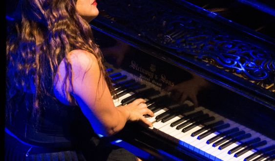 La pianista y compositora Elbi Olalla. © Guiliana Codina