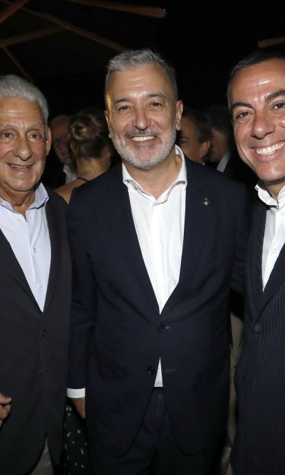Jordi Clos, Jaume Collboni y Joaquim Clos, durante la 30.ª edición de la fiesta de La Terraza del Claris, celebrada en el hotel Claris de Barcelona. Jordi Clos, Jaume Collboni y Joaquim Clos, durante la 30.ª edición de la fiesta de La Terraza del Claris, celebrada en el hotel Claris de Barcelona.