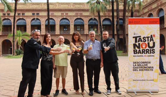 Foto de familia de la presentación del Tasta Nou Barris 