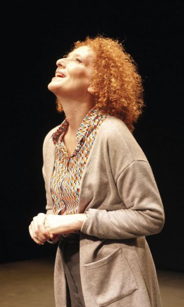 Clara Sanchis se pone bajo la piel de Virginia Woolf. ©Masescena Clara Sanchis se pone bajo la piel de Virginia Woolf. ©Masescena