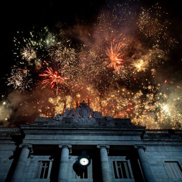 Fuegos artificiales después del Toc d’Inici de la Mercè. © Àngel Bravo