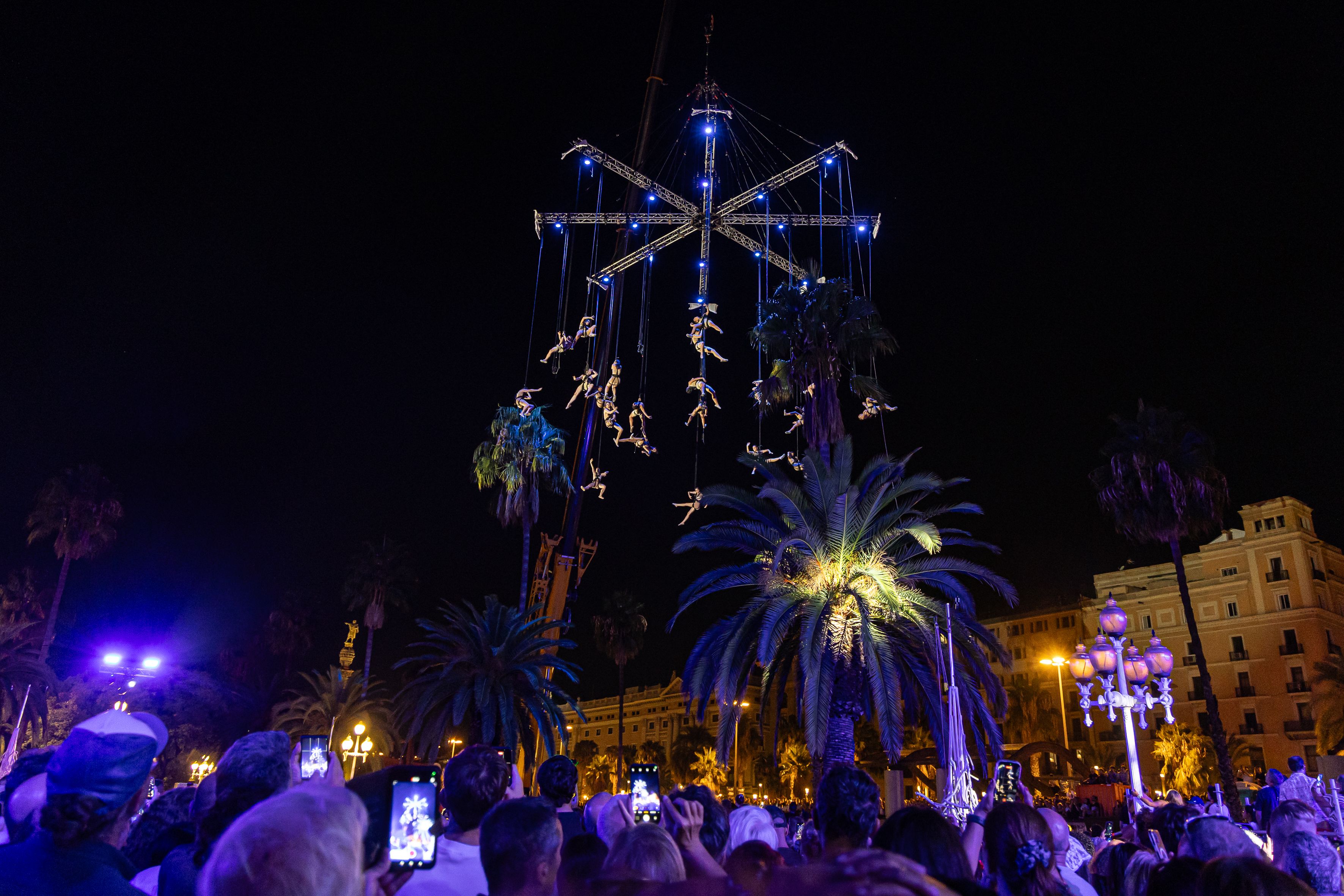 La Fura dels Baus lleva su universo escénico a las fiestas de La Mercè. © Àngel Bravo
