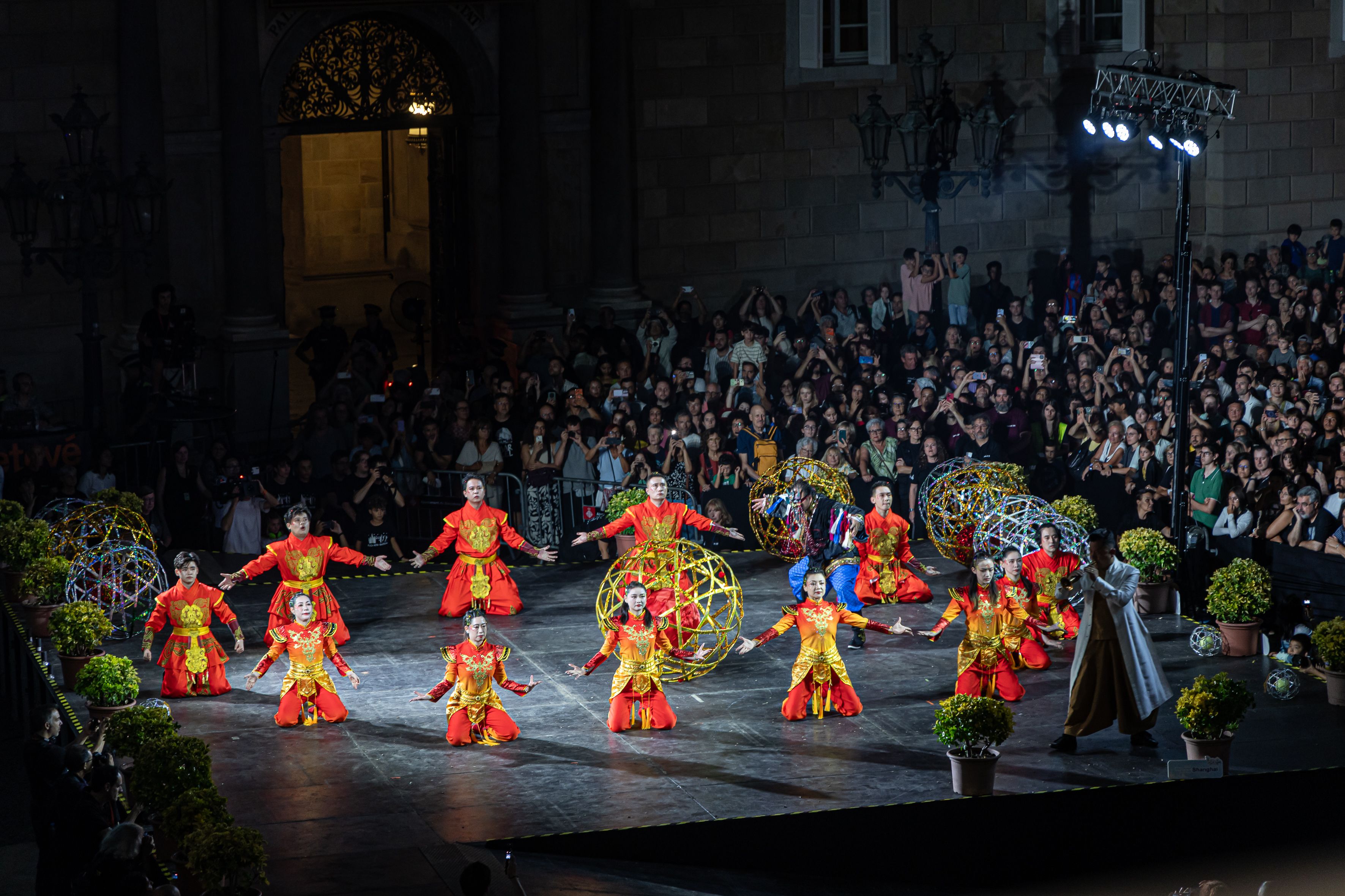 Shanghái, ciudad invitada de La Mercè 2026, está presente en diversos actos de las fiestas de Barcelona, donde su cultura y tradiciones cobran protagonismo. © Àngel Bravo