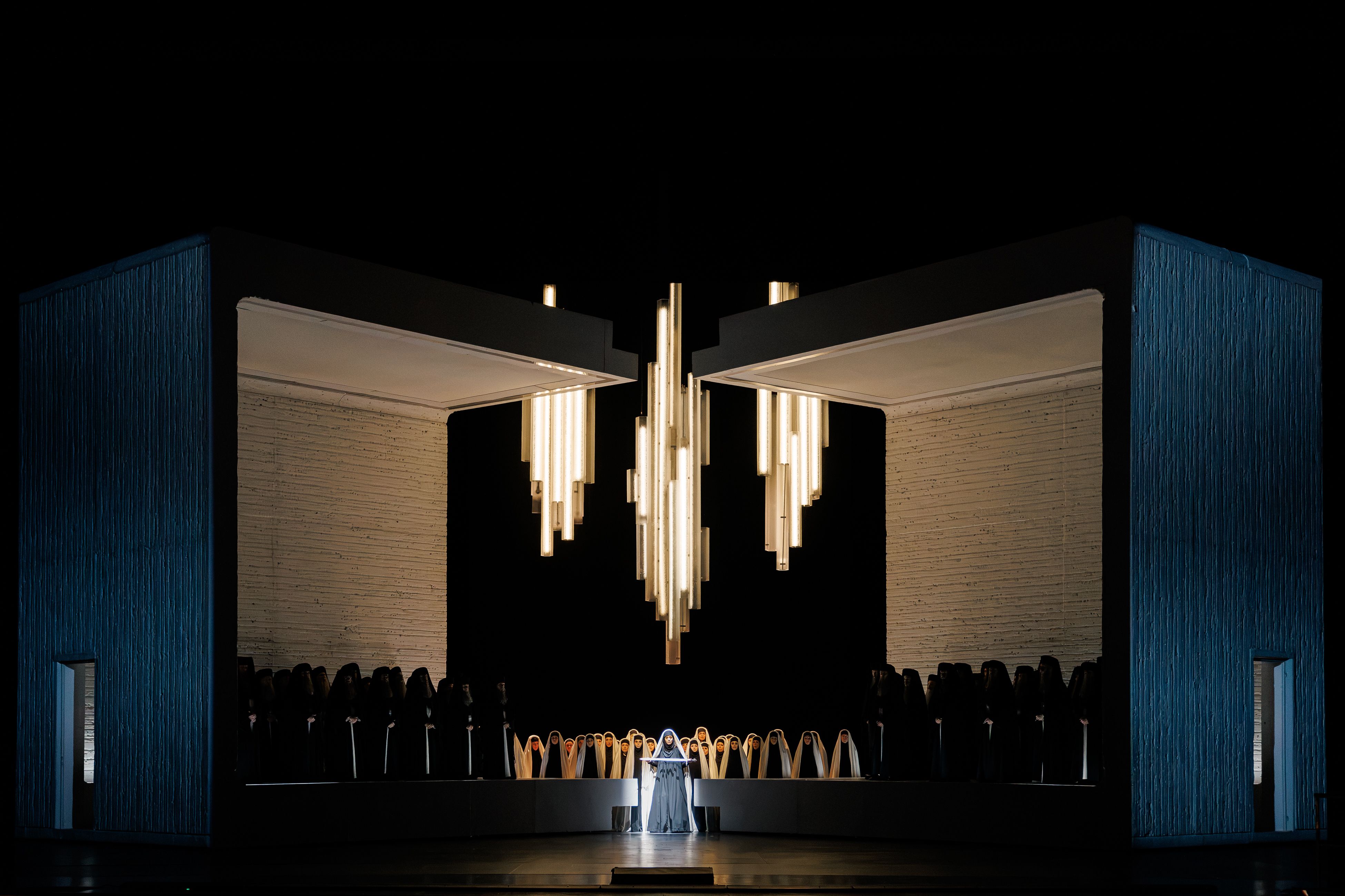 Aida de Giuseppe Verdi, sota la direcció escènica de l'artista iraniana Shirin Neshat © Sergi Panizo