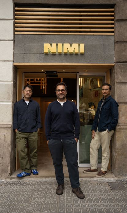Naoyuki Haginoya, chef ejecutivo de Grupo Nomo; y Borja y Juan Molina-Martell, cofundadores. © Nomo Naoyuki Haginoya, chef ejecutivo de Grupo Nomo; y Borja y Juan Molina-Martell, cofundadores. © Nomo