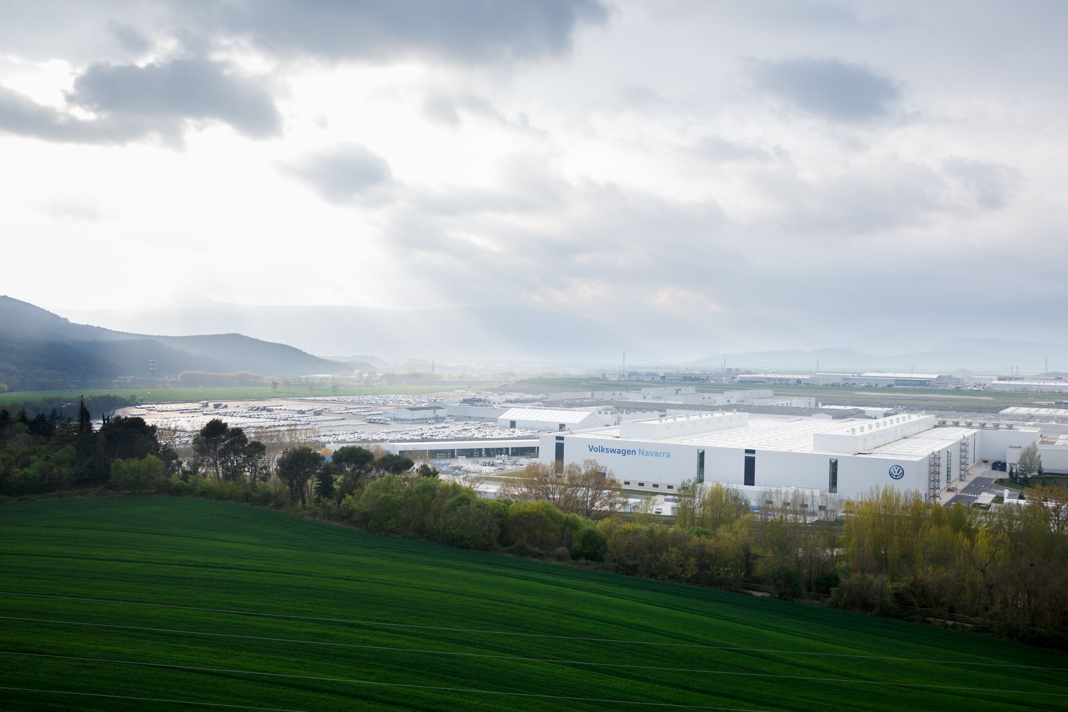 Planta de Volkswagen a Landaben. La factoria germana de Seat-Cupra a Navarra queda a 13 minuts de l’aeroport de Pamplona © VW Planta de Volkswagen a Landaben. La factoria germana de Seat-Cupra a Navarra queda a 13 minuts de l’aeroport de Pamplona © VW