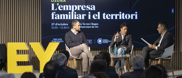 Francesc Giné, director general de Grup Gepork, y Julià Ferrer, director general de Frigorífics Ferrer, protagonizan la primera sesión del ciclo ‘En Clau Familiar’. © Marc Llibre Francesc Giné, director general de Grup Gepork, y Julià Ferrer, director general de Frigorífics Ferrer, protagonizan la primera sesión del ciclo ‘En Clau Familiar’. © Marc Llibre