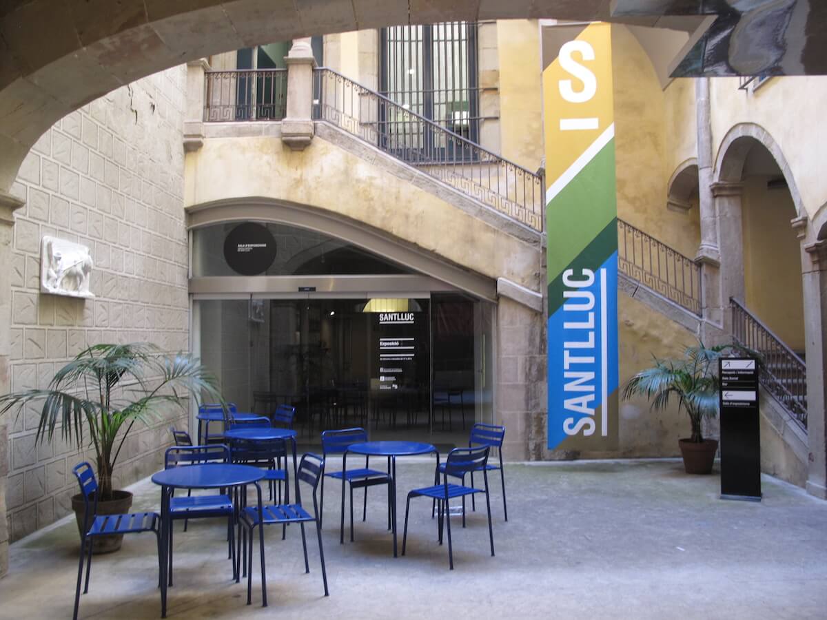 El patio del Cercle Artístic Sant Lluc, en la calle Mercaders.