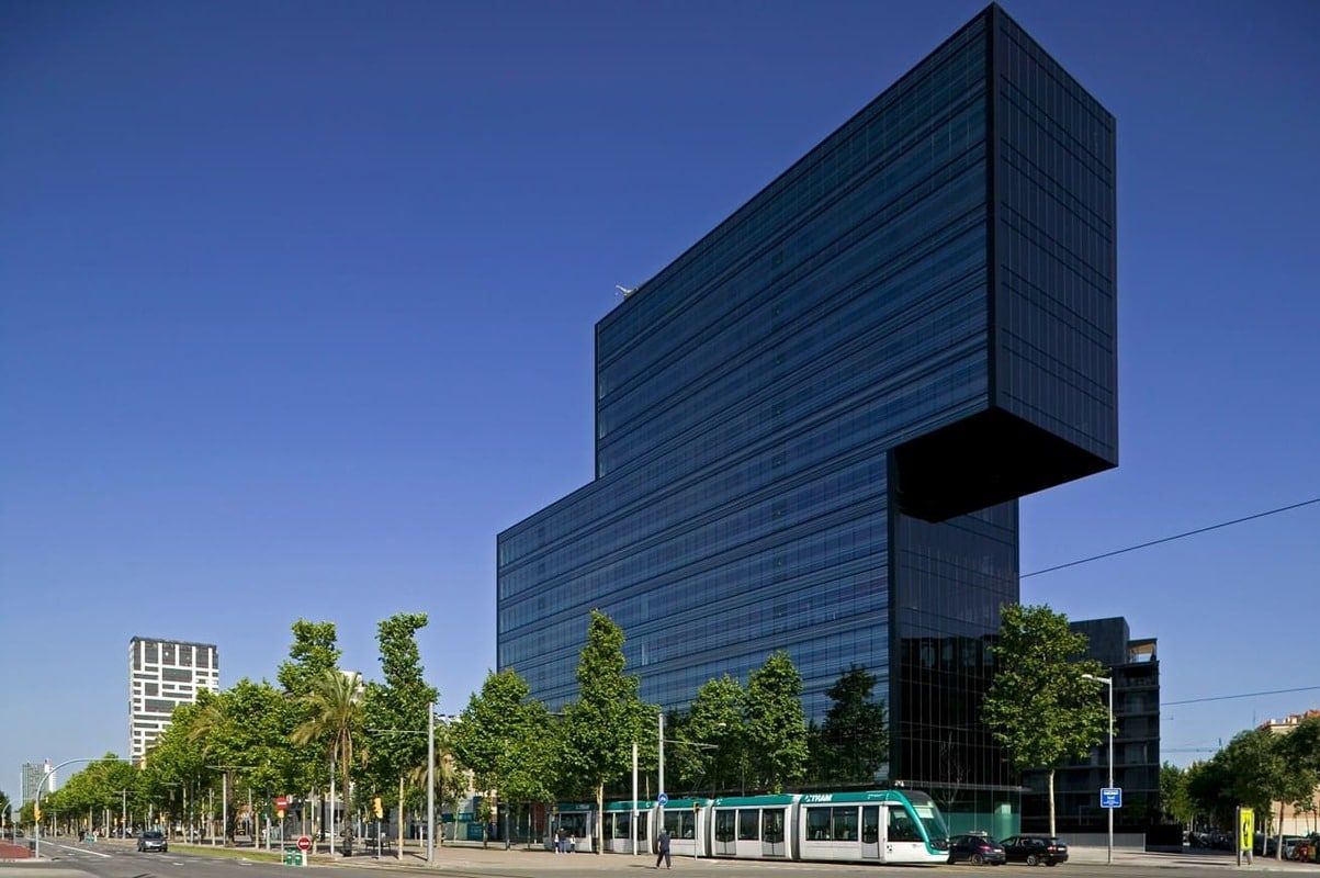 Edificio oficinas Diagonal 123 compras inmobiliarias en Barcelona
