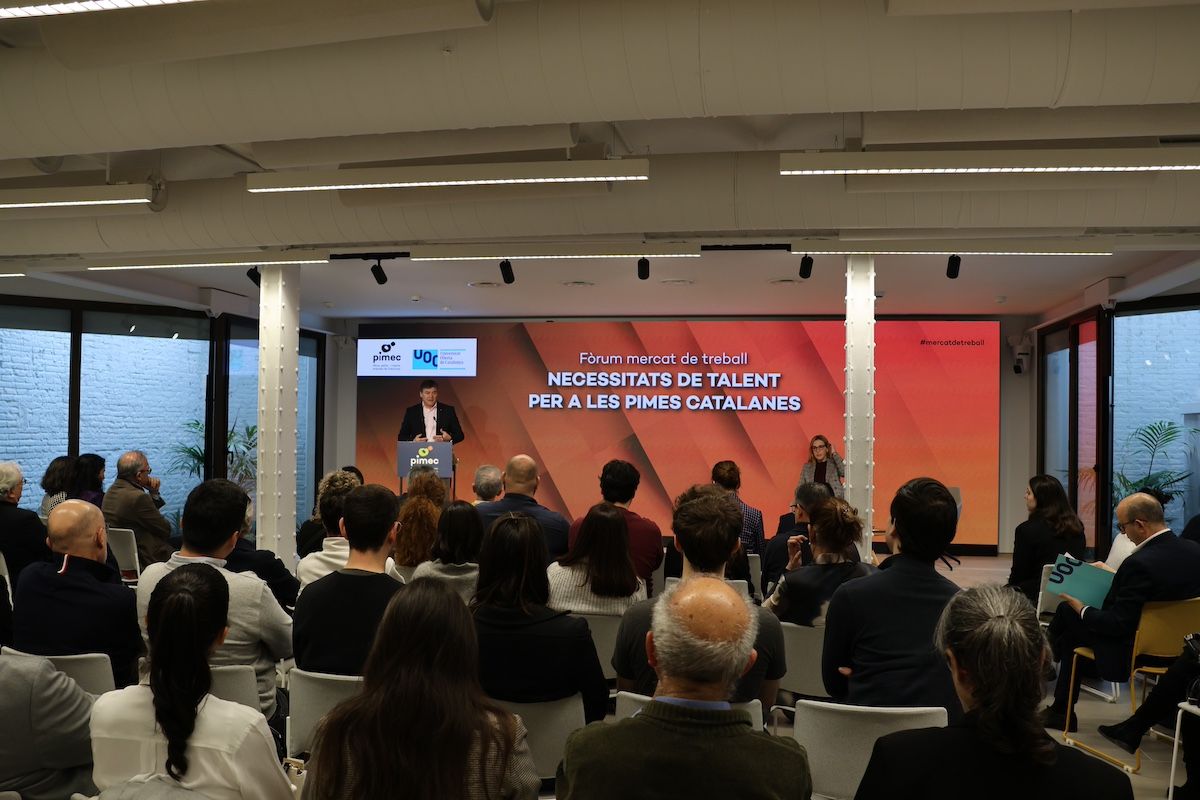 Antoni Cañete durante el acto de Pimec y la UOC. 