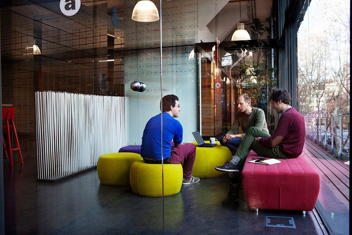 Joves a Barcelona Activa. © Paola de Grenet Joves a Barcelona Activa. © Paola de Grenet