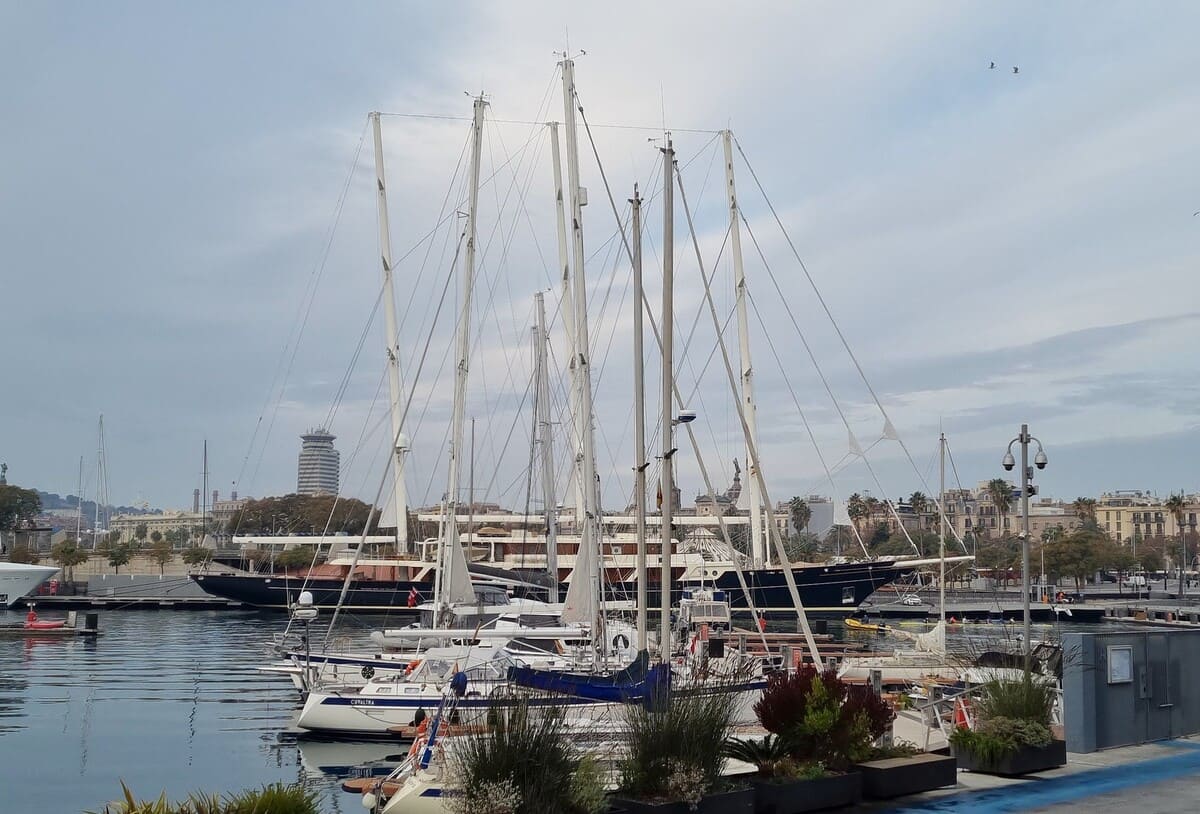 Bary Diller barco EOS