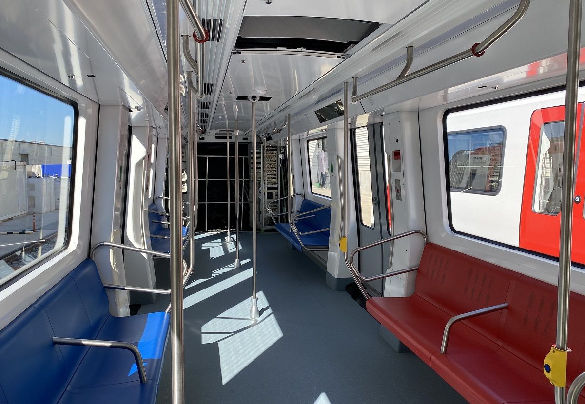 Interior nous trens línies 1 i 3 metro barcelona