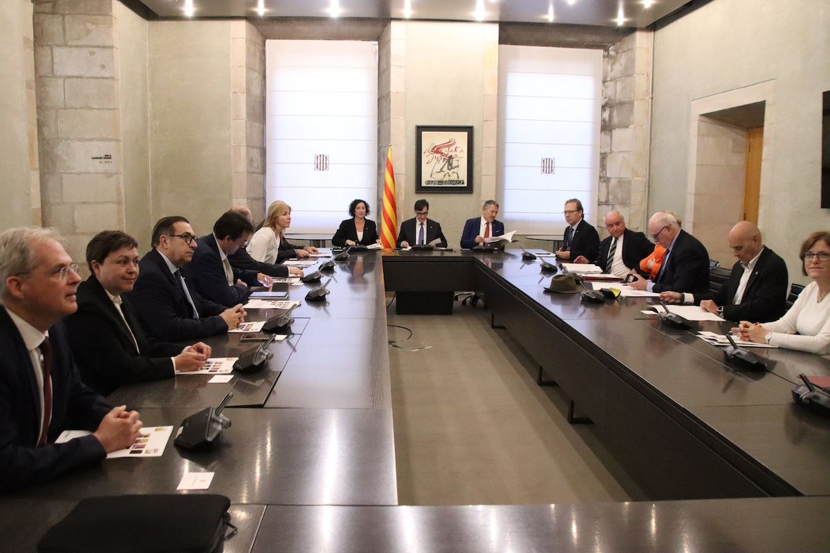 Reunión del Govern con agentes económicos y sociales.