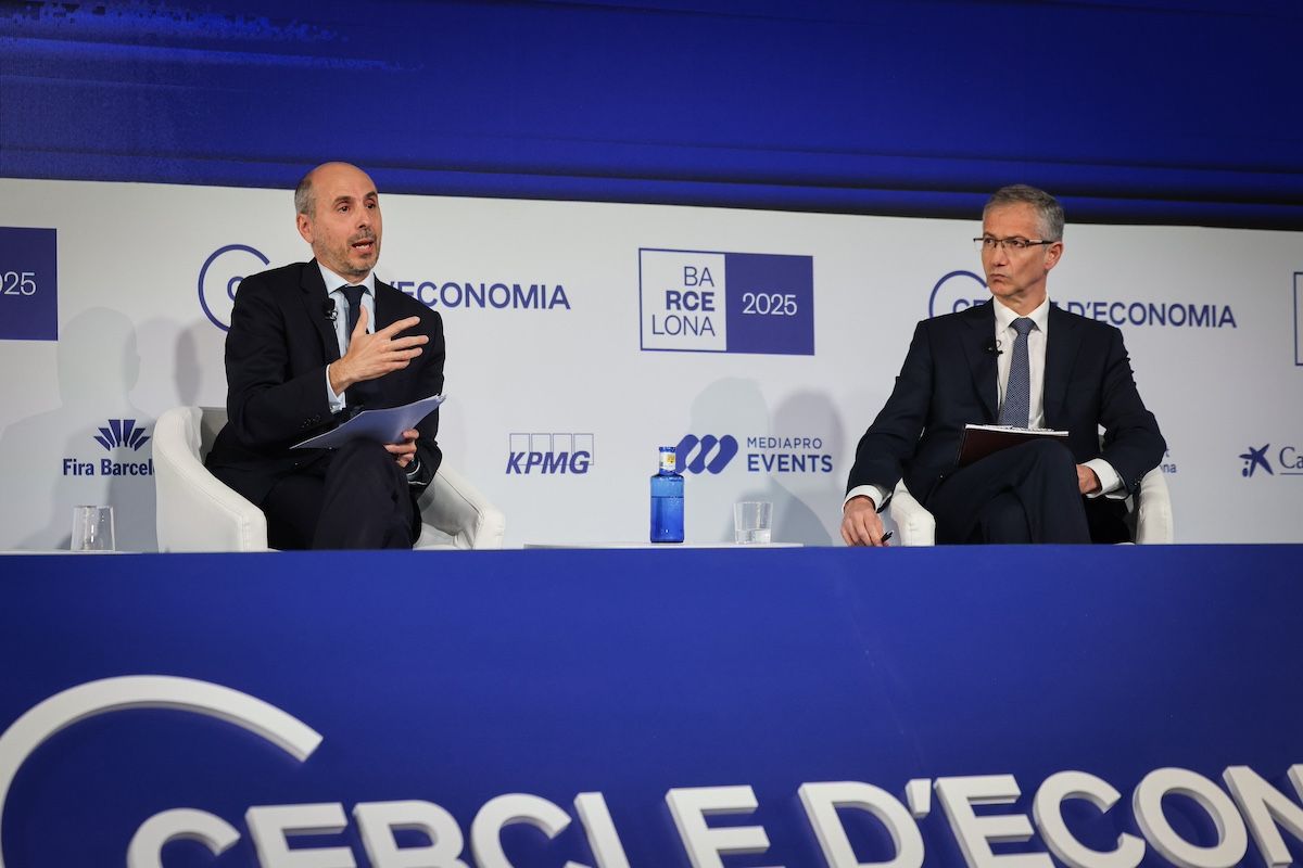 Francisco Blanch y Pablo Hernández de Cos en la reunión del Cercle d'Economia. 
