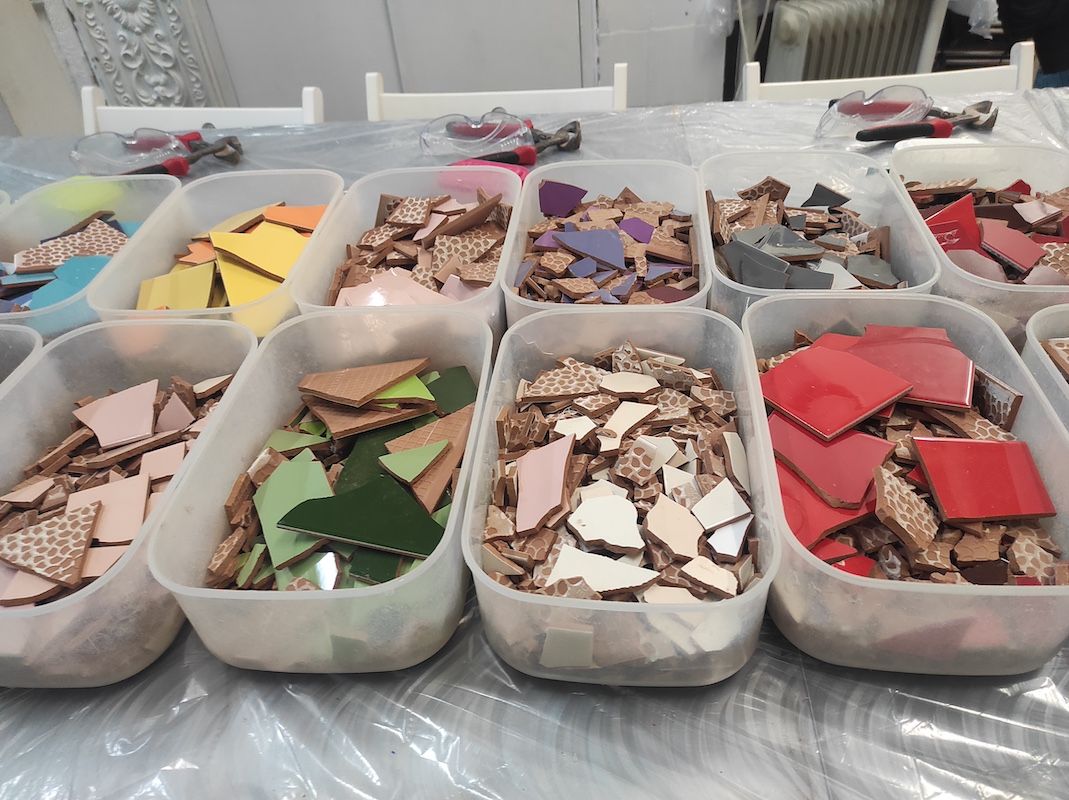 Materiales para trencadís. 