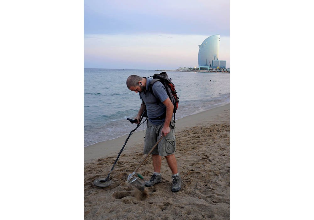 Islas Faroe dos semanas lucha Buscando tesoros en la Barceloneta - The New Barcelona Post