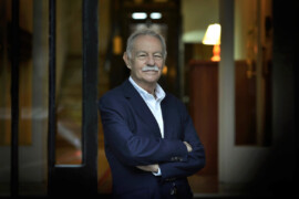 Eduardo Mendoza