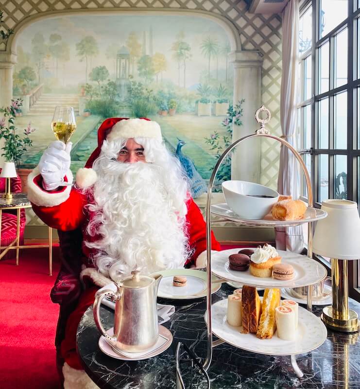 Papá Noel en el Hotel Palace