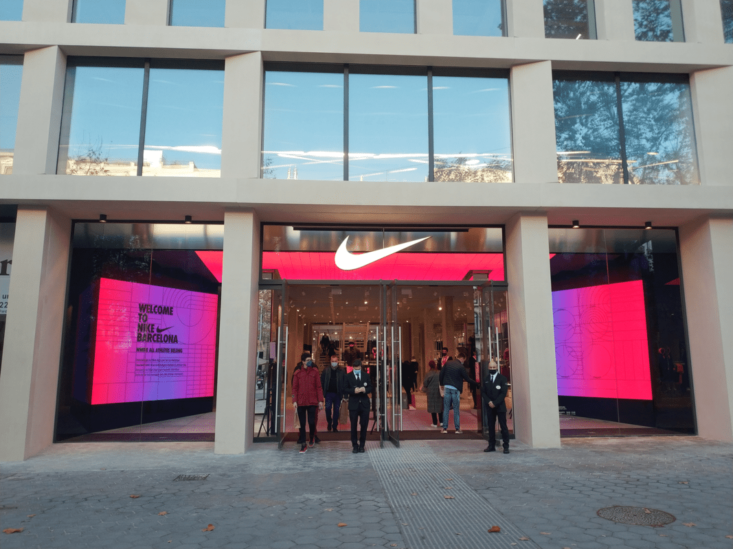 Nike una tienda de 2.000 cuadrados Passeig de