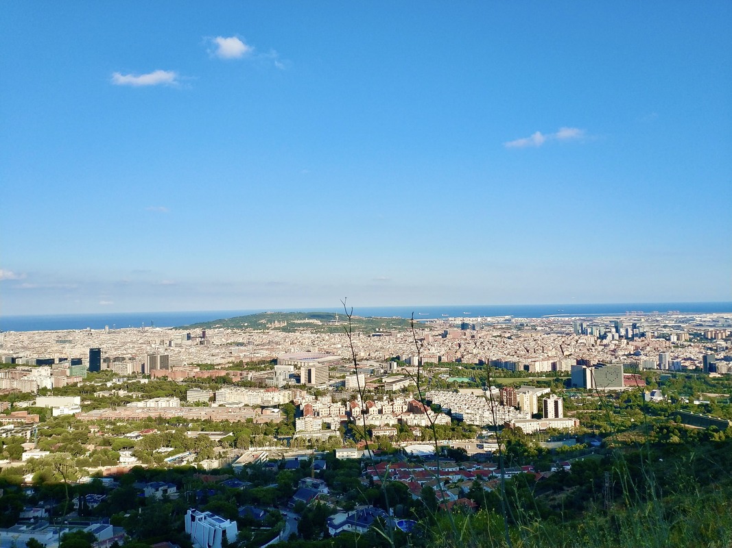 Barcelona desde la Carretera de les Aigües