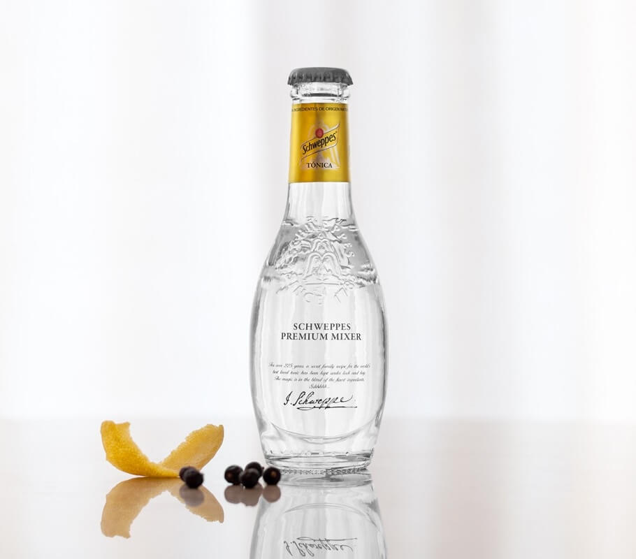 Botella Schweppes