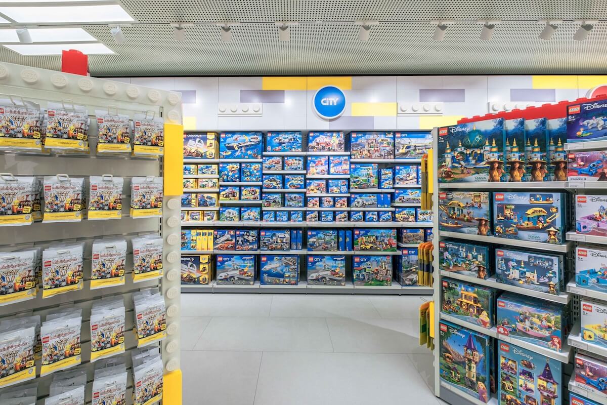 interior de la futura tienda de Lego.