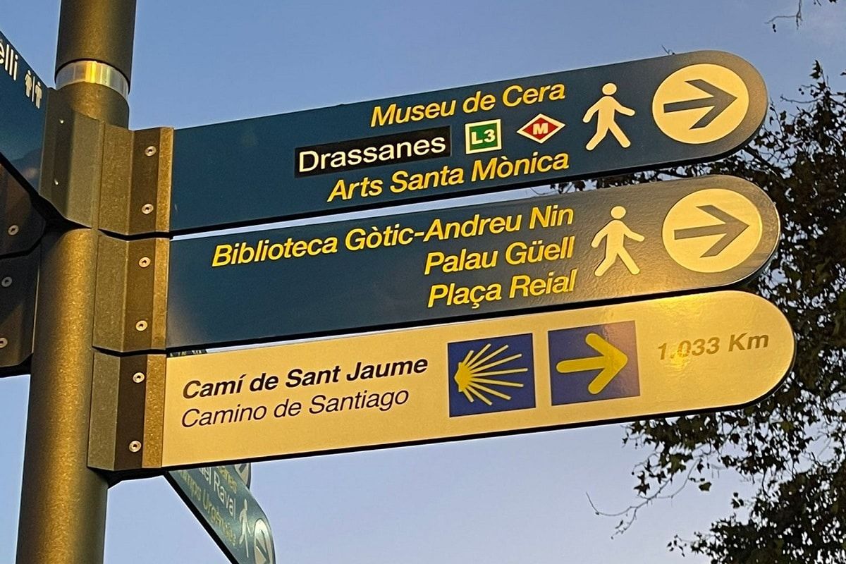 Las flechas amarillas del Camino de Santiago llegan a la Rambla