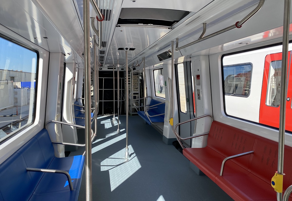 Interior nous trens línies 1 i 3 metro barcelona