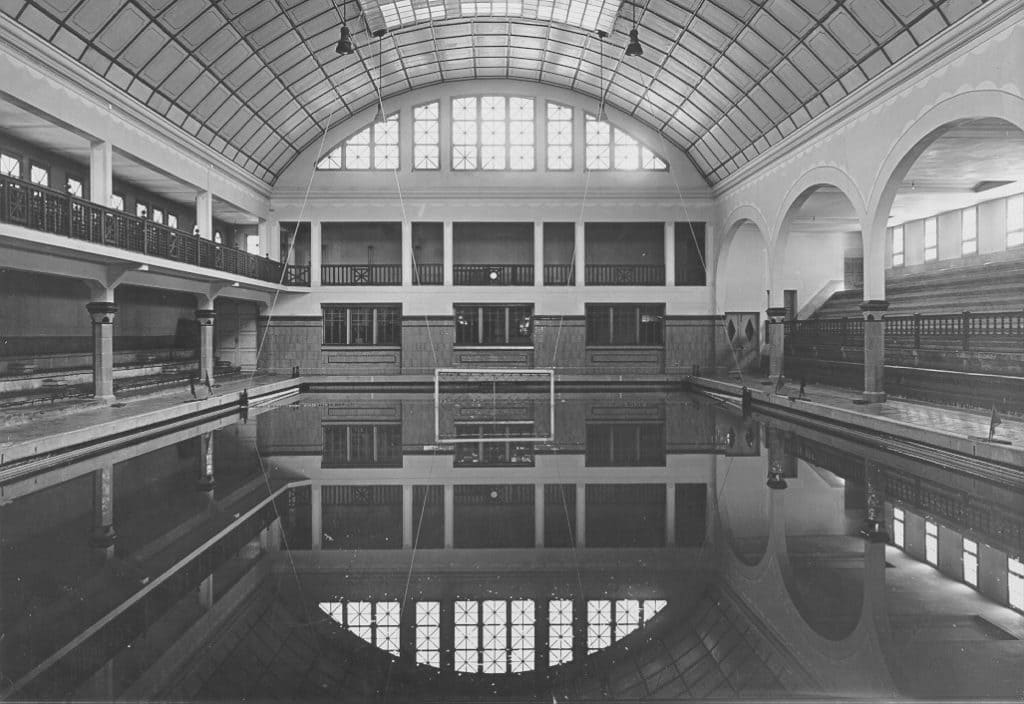 Club Natació Barcelona piscina escullera