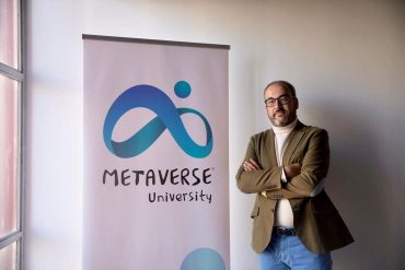 Àlex Moga Metaverse University