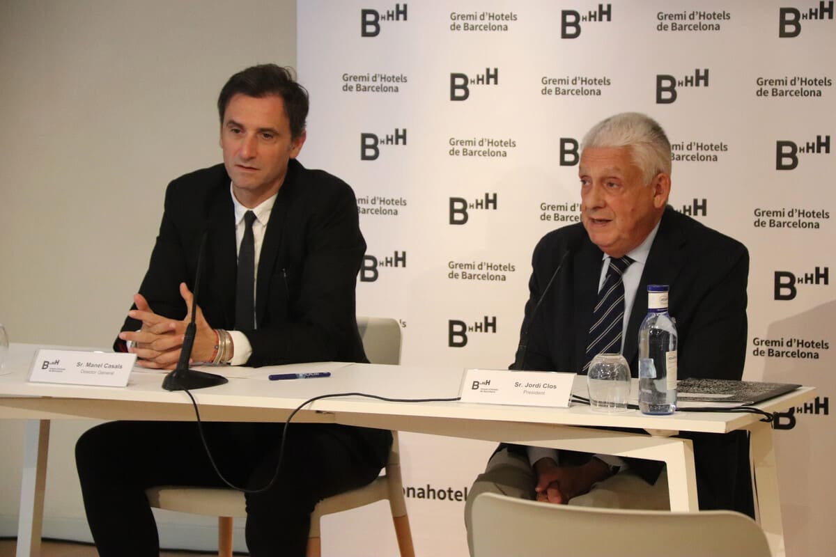 Gremi d'hotels de Barcelona El president del Gremi d'Hotels de Barcelona, Jordi Clos, i el director general de l'entitat, Manel Casals,