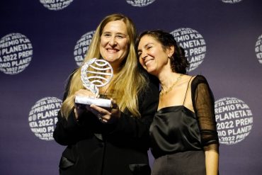 Luz Gabás y Cristina Campos Premio Planeta
