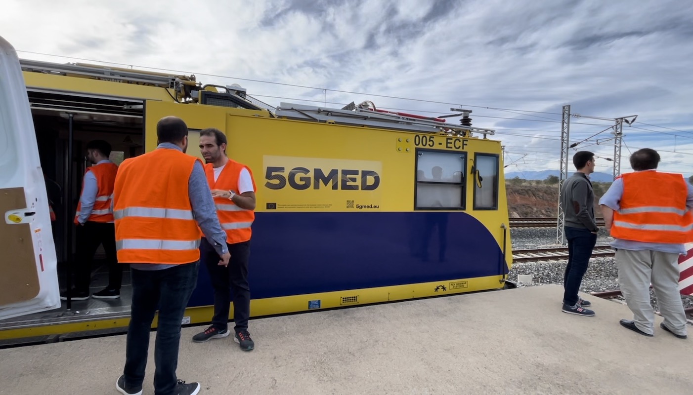 Tren dentro del proyecto 5GMed. 