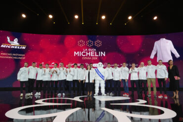 Los chefs de los 15 restaurantes españoles galardonados con tres estrellas Michelin.