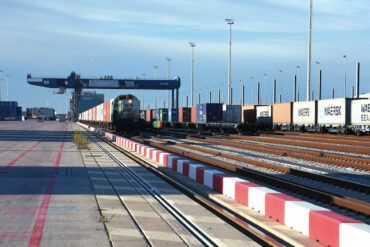 Primer servicio ferroviario directo del Port de Barcelona a Francia