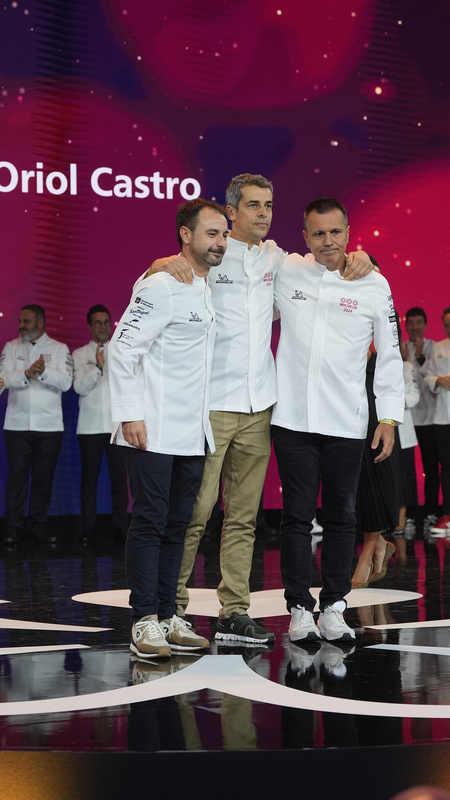 Eduard Xatruch, Mateu Casañas y Oriol Castro, los chefs de Disfrutar, galardonados por Michelin