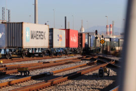 Contenedores de mercancías en el Port de Barcelona exportaciones catalanas