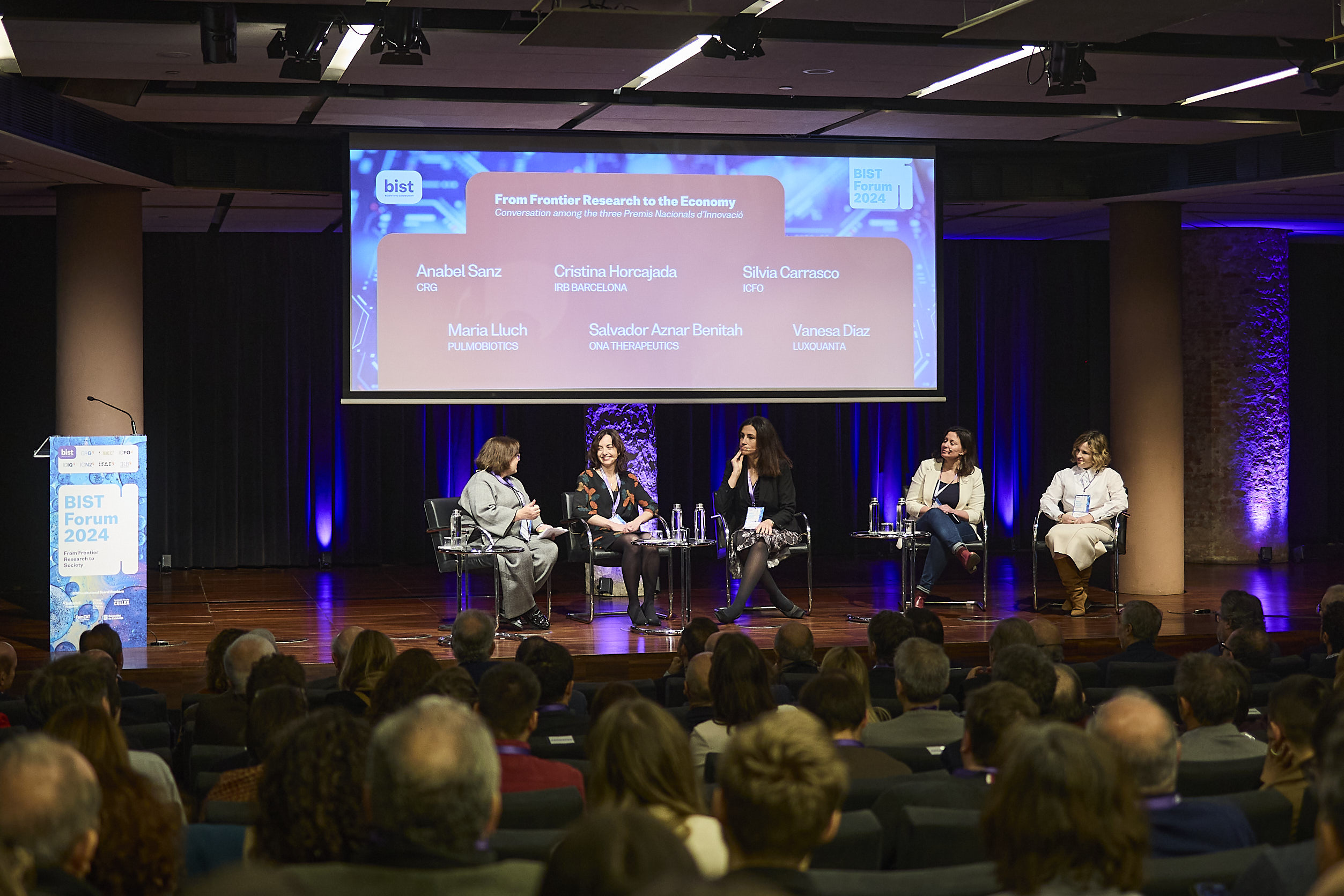 Mesa redonda en el BIST Forum