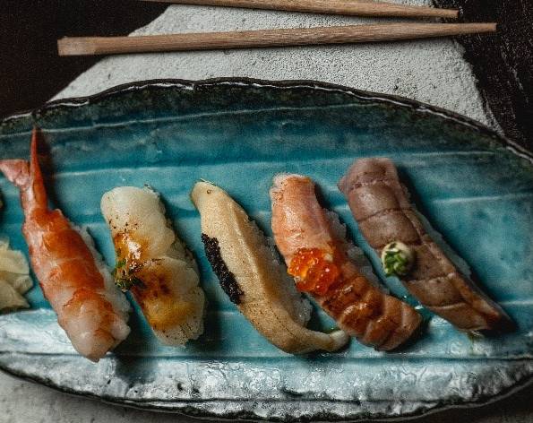 Una seleccón de nigiris de monster sushi