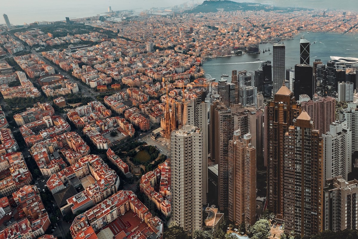 Hong Kong y Barcelona