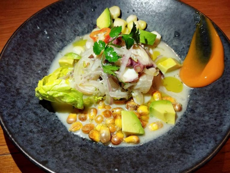 Ceviche apaltado con corvina y pulpo 