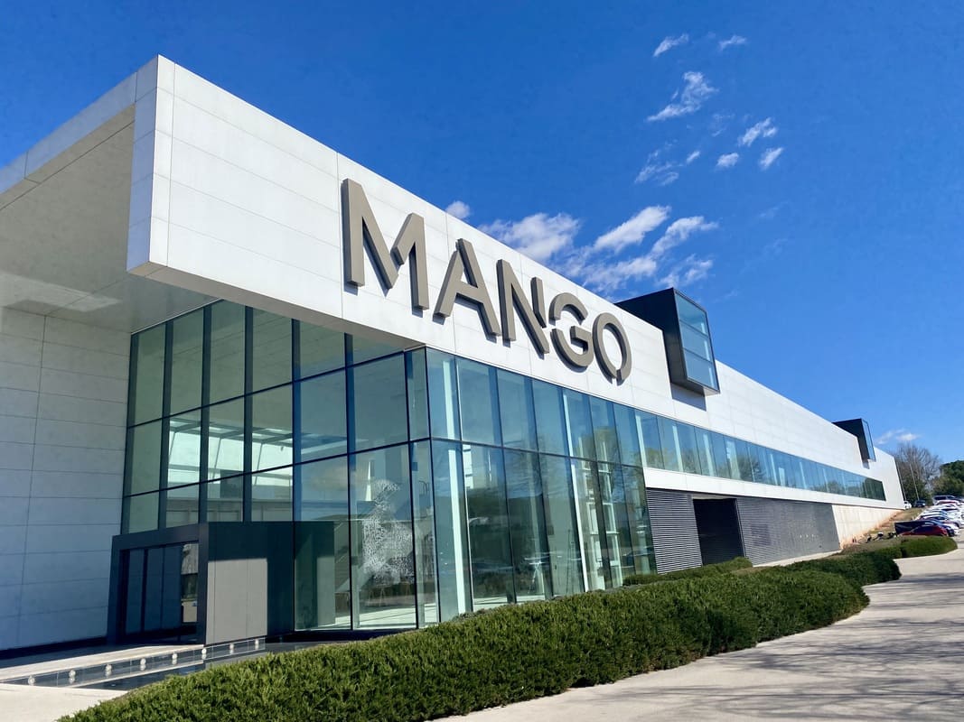 nuevo edificio Campus Mango