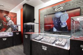 Tienda temporal de Seiko 5 Sports en Consell de Cent, su primer espacio físico en Barcelona.