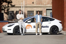 Los fundadores de SolarMente, los emprendedores Wouter Draijer y Victor Gardrinier. 