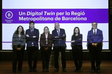 Mercè Conesa, Ramon Gras, Isabel Lombana, Ignacio Torras, Maite Barrera y Ramon Agenjo en el acto metrópolis barcelonesa