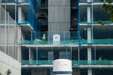 Edificio en construcción en Barcelona inversión inmobiliaria